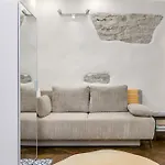 Old Hanza Apartment