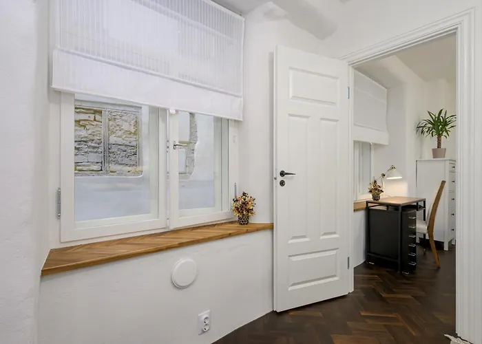 Old Hanza Apartmán *